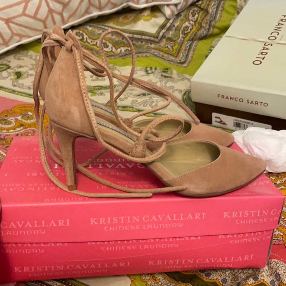 Kristin Cavallari heel